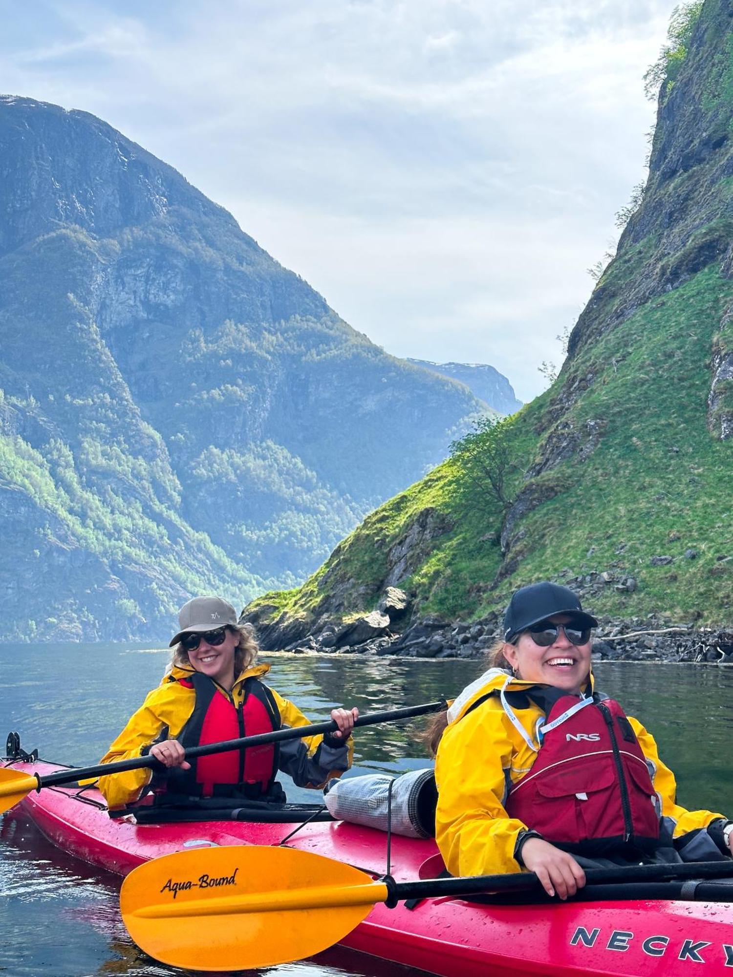Svingen Guesthouse - Panoramic Fjord Views In Flam Flåm Exterior foto